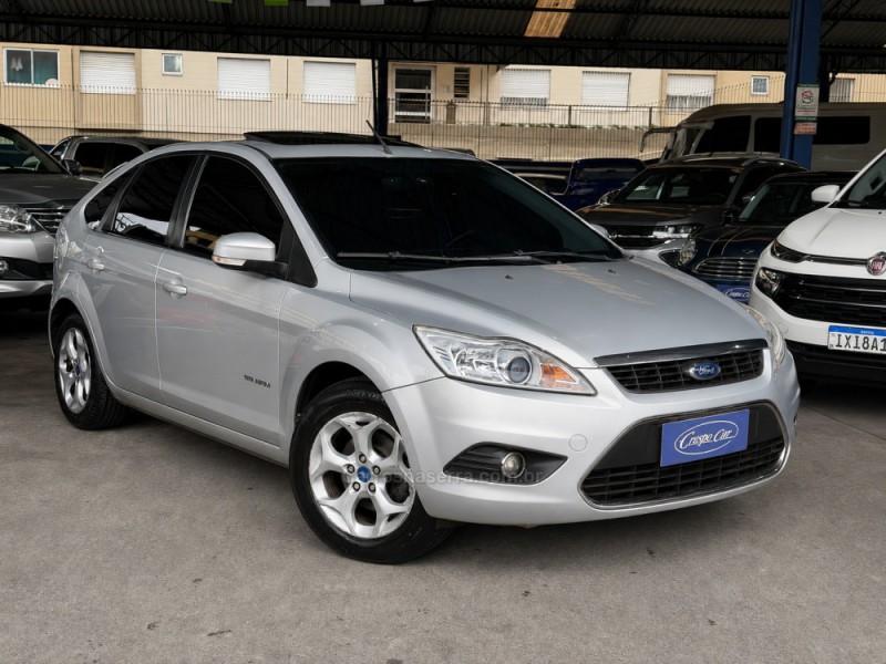 FOCUS 2.0 TITANIUM HATCH 16V FLEX 4P MANUAL - 2013 - CAXIAS DO SUL
