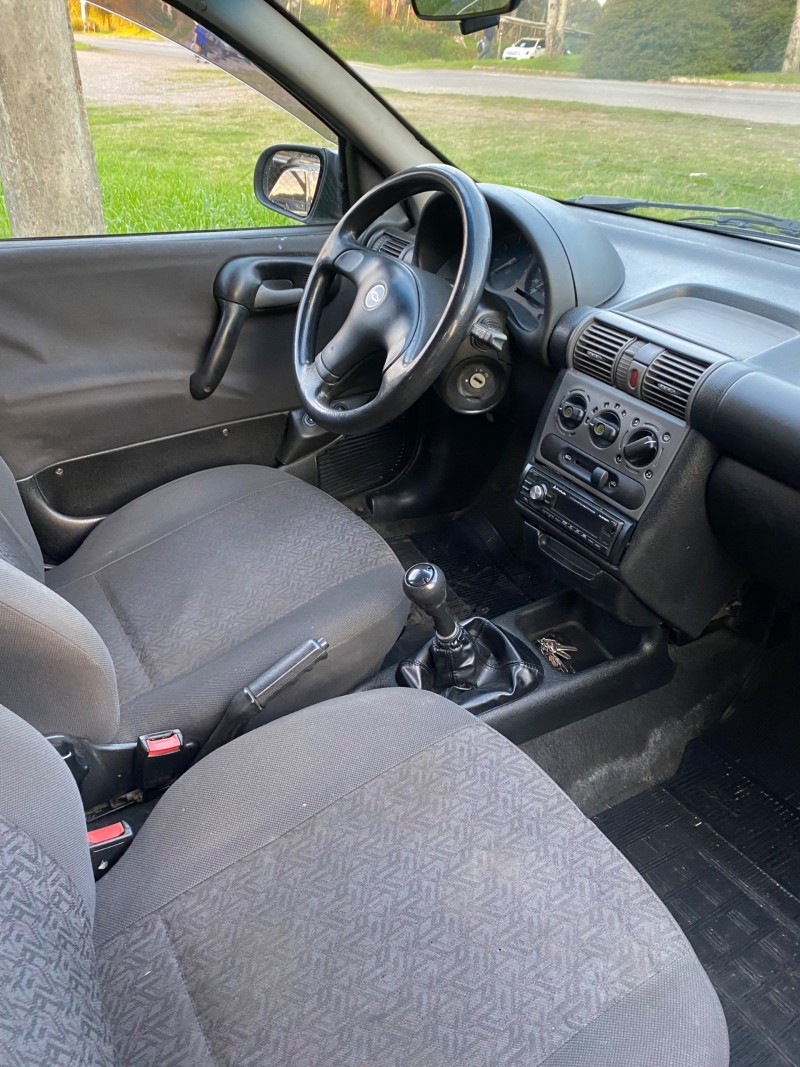 CORSA 1.6 MPFI CLASSIC SEDAN 8V GASOLINA 4P MANUAL - 2003 - CAXIAS DO SUL