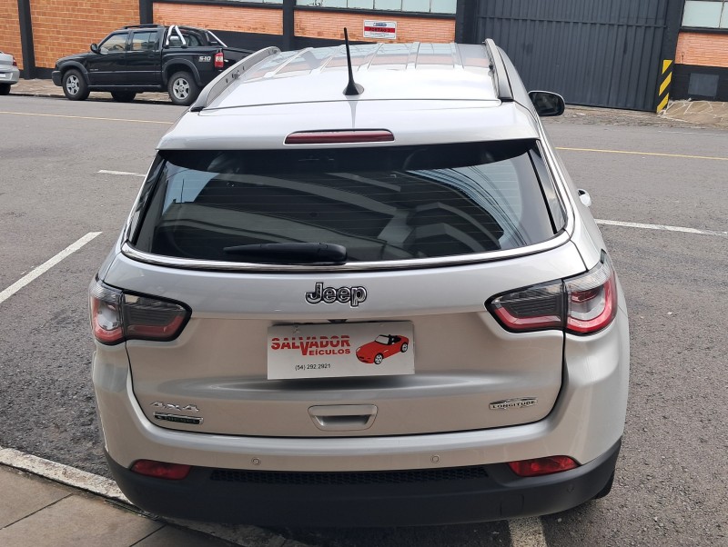COMPASS 2.0 16V DIESEL LONGITUDE 4X4 AUTOMÁTICO - 2017 - FLORES DA CUNHA
