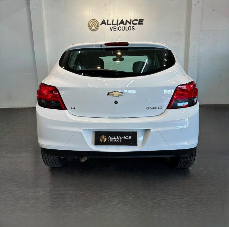ONIX 1.4 MPFI LT 8V FLEX 4P MANUAL - 2014 - CAXIAS DO SUL