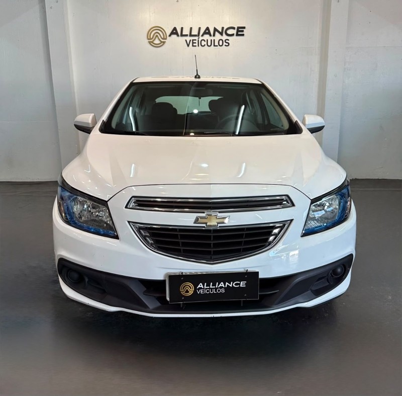ONIX 1.4 MPFI LT 8V FLEX 4P MANUAL - 2014 - CAXIAS DO SUL