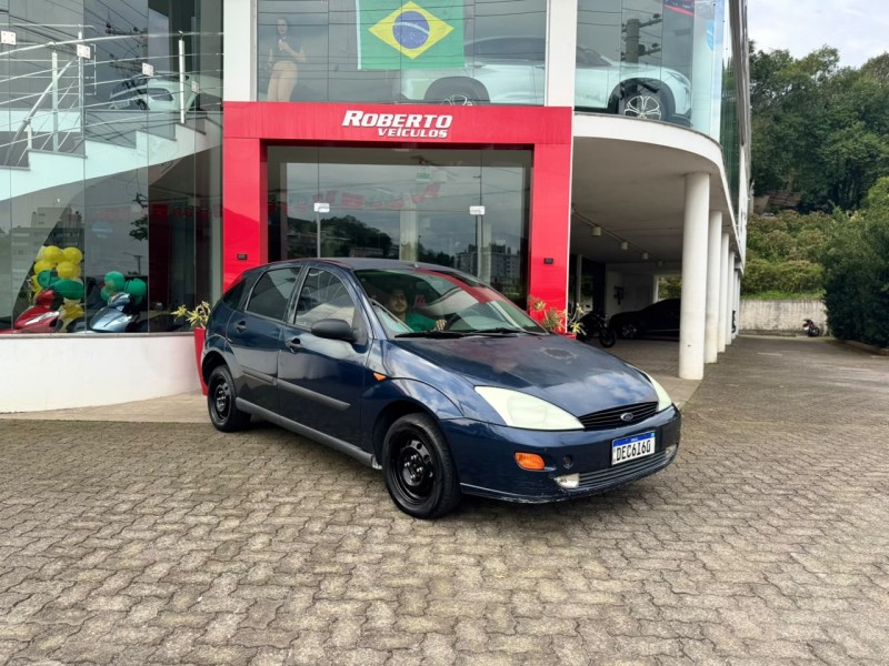 FOCUS 1.8 16V GASOLINA 4P MANUAL - 2001 - BENTO GONçALVES