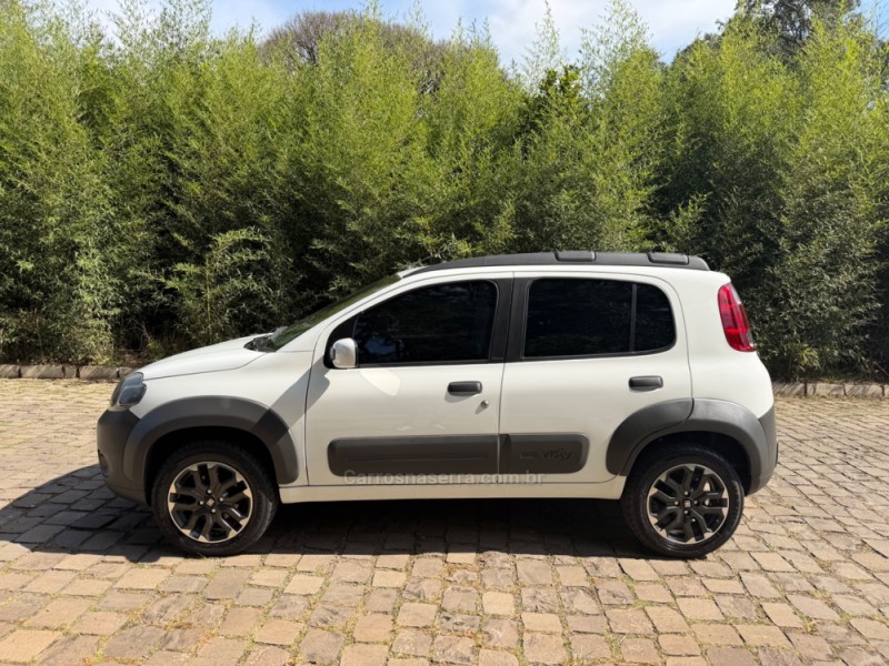 UNO 1.4 EVO WAY 8V FLEX 4P MANUAL - 2013 - NOVA PRATA