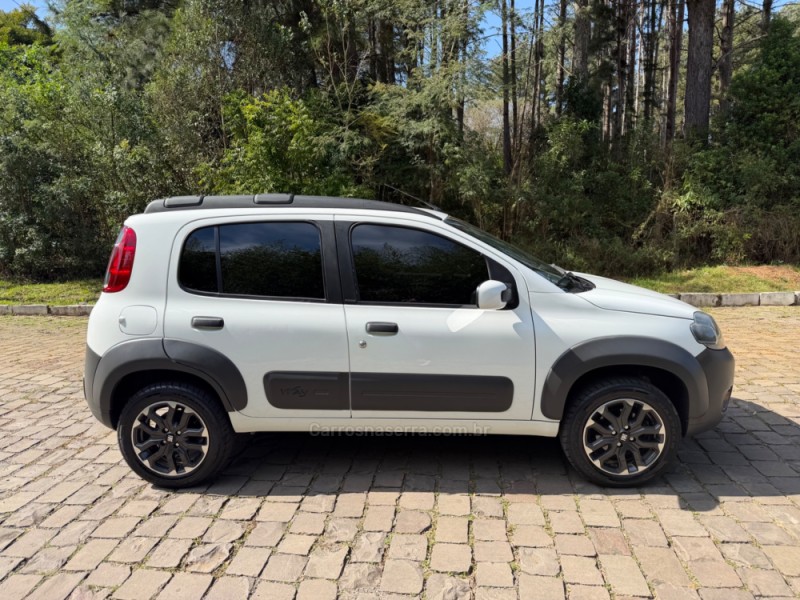 UNO 1.4 EVO WAY 8V FLEX 4P MANUAL - 2013 - NOVA PRATA