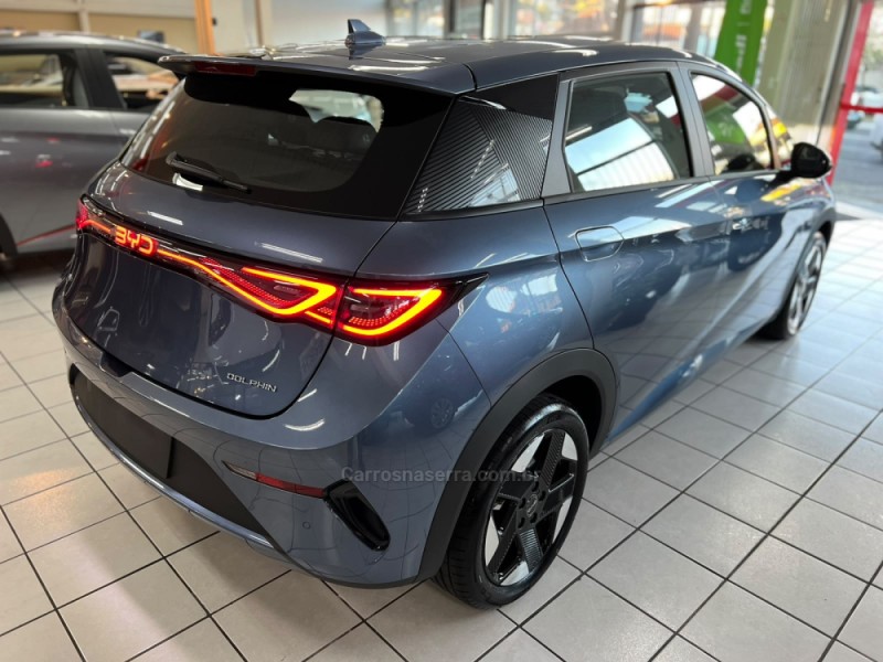 DOLPHIN SE 45.5 KW ELÉTRICO 4P AUTOMÁTICO - 2027 - CAXIAS DO SUL