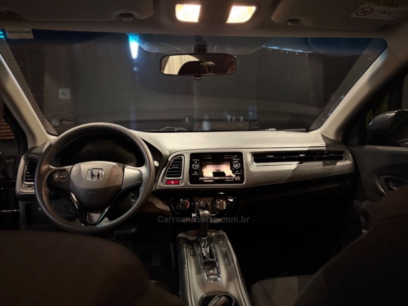 HR-V 1.8 16V FLEX LX 4P AUTOMÁTICO - 2017 - FARROUPILHA