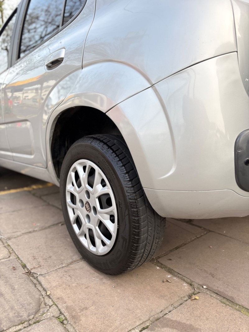 UNO 1.0 EVO VIVACE 8V FLEX 4P MANUAL - 2014 - FARROUPILHA
