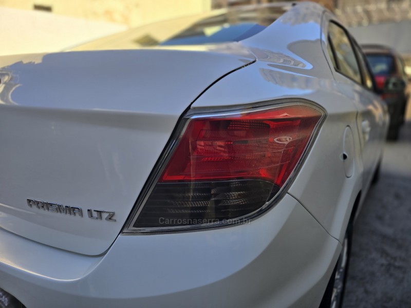 PRISMA 1.4 MPFI LTZ 8V FLEX 4P MANUAL - 2016 - CAXIAS DO SUL