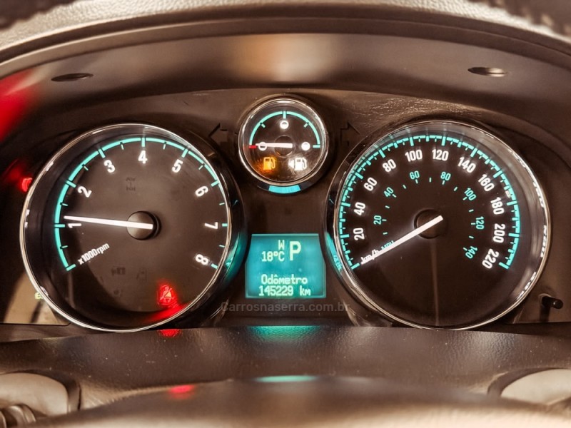 CAPTIVA 2.4 FWD SPORT 16V GASOLINA 4P AUTOMÁTICO - 2014 - NOVA PRATA
