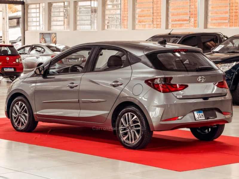 HB20 1.0 DIAMOND 12V TURBO FLEX 4P AUTOMÁTICO - 2021 - NOVA PRATA