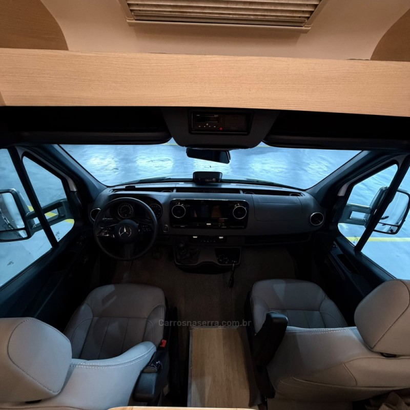 SPRINTER 2.0 CHASSI 517 EXTRA LONGO TURBO DIESEL 3P MANUAL - 2026 - NOVO HAMBURGO