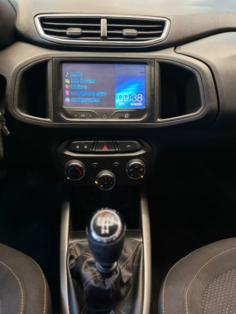 ONIX 1.4 MPFI LTZ 8V FLEX 4P MANUAL - 2015 - NOVO HAMBURGO
