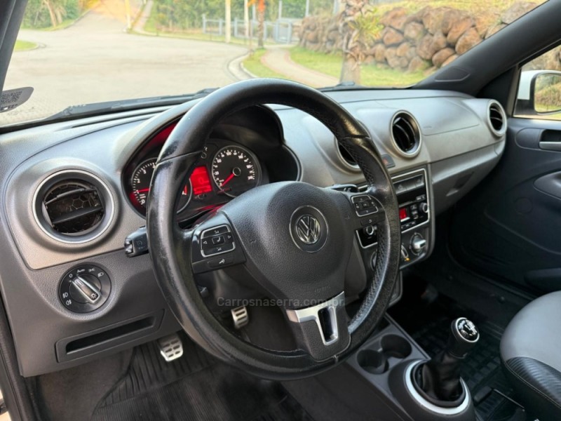 SAVEIRO 1.6 MSI CROSS CD 16V 2P MANUAL - 2015 - IVOTI
