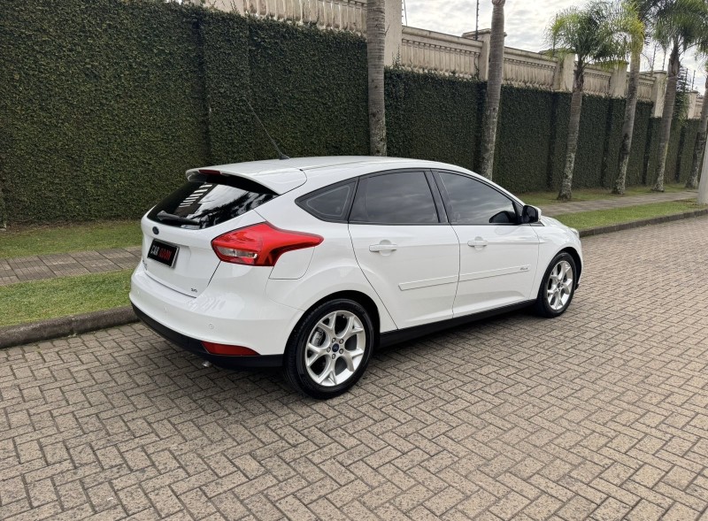 FOCUS 2.0 SE HATCH 16V FLEX 4P AUTO - 2016 - CAXIAS DO SUL
