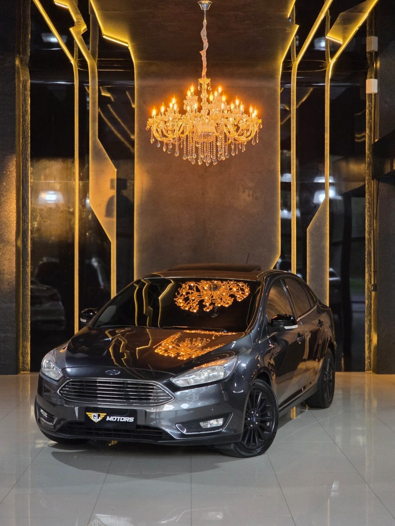 focus 2.0 titanium fastback 16v flex 4p automatico 2018 caxias do sul