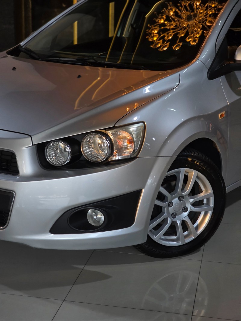 SONIC 1.6 LTZ SEDAN 16V FLEX 4P MANUAL - 2013 - CAXIAS DO SUL