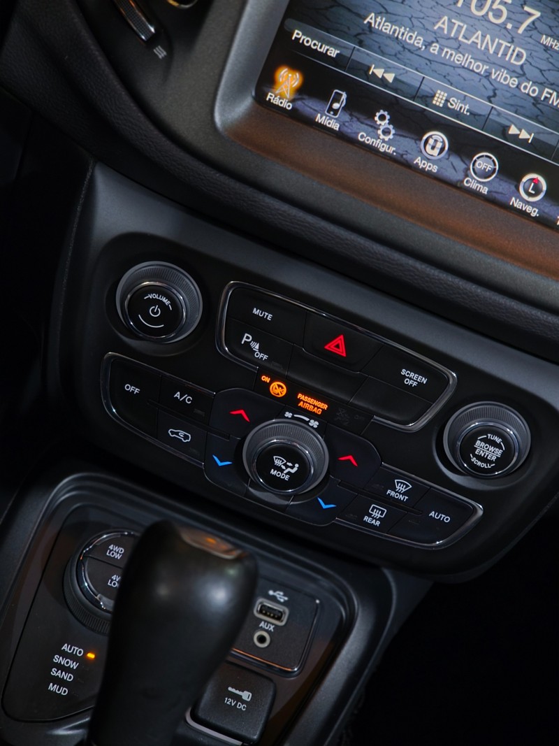 COMPASS 2.0 16V DIESEL LONGITUDE 4X4 AUTOMÁTICO - 2017 - CAXIAS DO SUL
