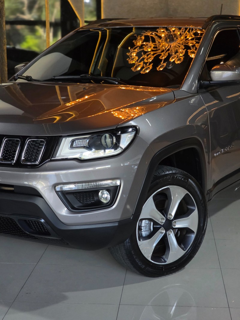 COMPASS 2.0 16V DIESEL LONGITUDE 4X4 AUTOMÁTICO - 2017 - CAXIAS DO SUL