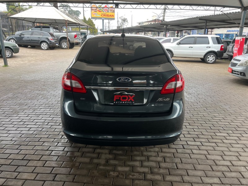 FIESTA 1.6 SE SEDAN 16V FLEX 4P MANUAL - 2011 - CAXIAS DO SUL