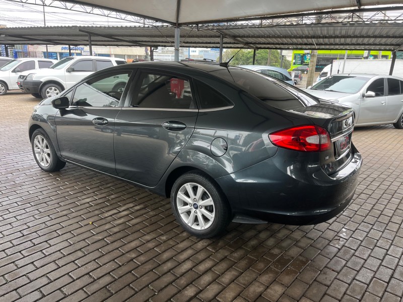 FIESTA 1.6 SE SEDAN 16V FLEX 4P MANUAL - 2011 - CAXIAS DO SUL