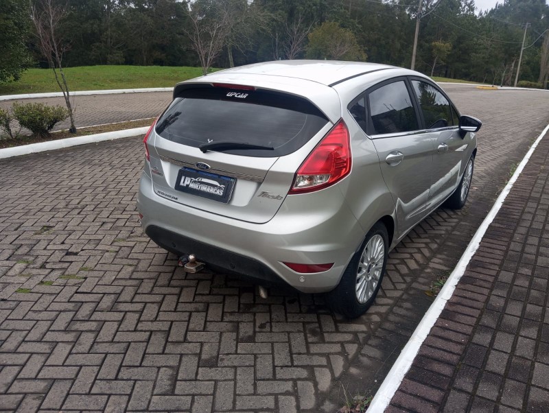FIESTA 1.6 TITANIUM HATCH 16V FLEX 4P AUTOMÁTICO - 2016 - CAXIAS DO SUL