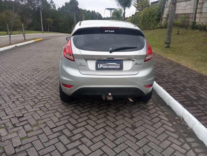 FIESTA 1.6 TITANIUM HATCH 16V FLEX 4P AUTOMÁTICO - 2016 - CAXIAS DO SUL