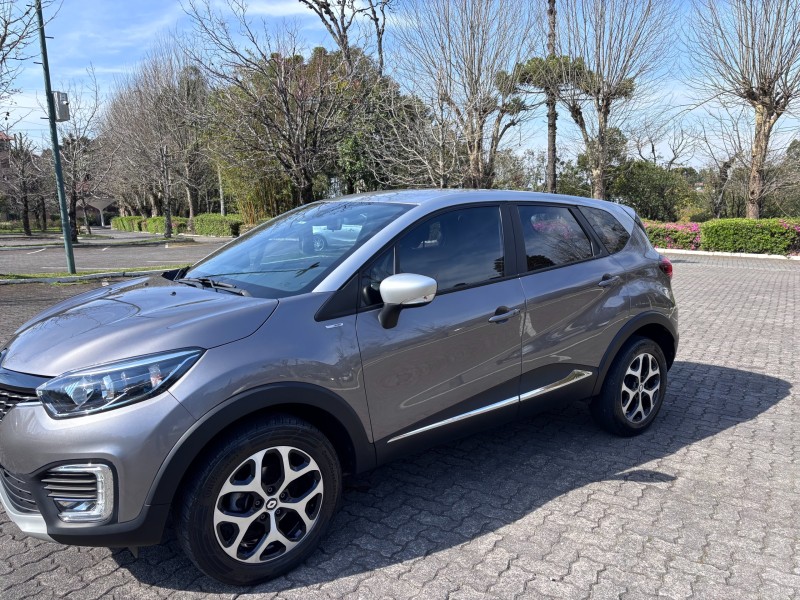 CAPTUR 1.6 16V INTENSE BOSE FLEX 4P AUTOMÁTICO - 2021 - CAXIAS DO SUL