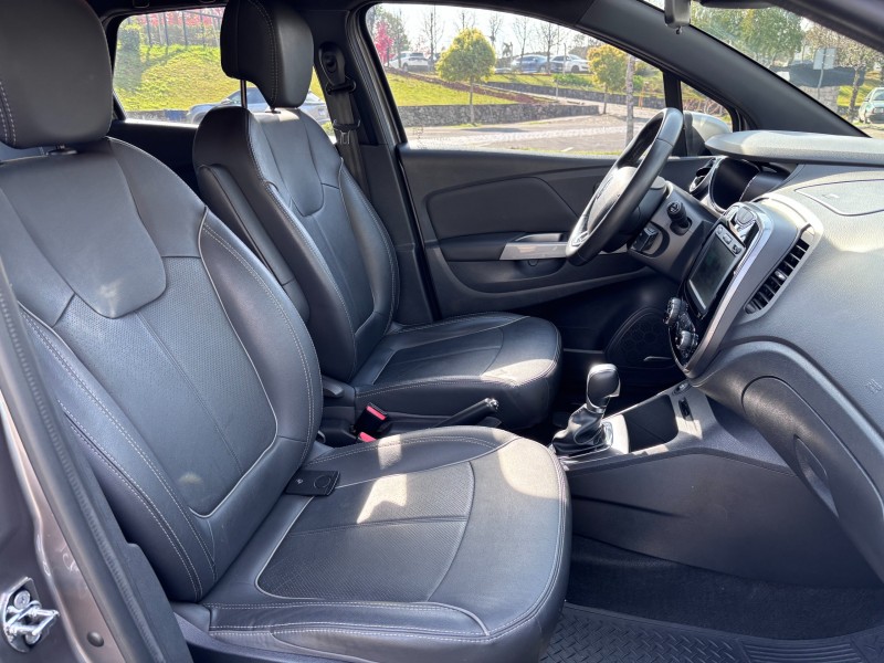 CAPTUR 1.6 16V INTENSE BOSE FLEX 4P AUTOMÁTICO - 2021 - CAXIAS DO SUL