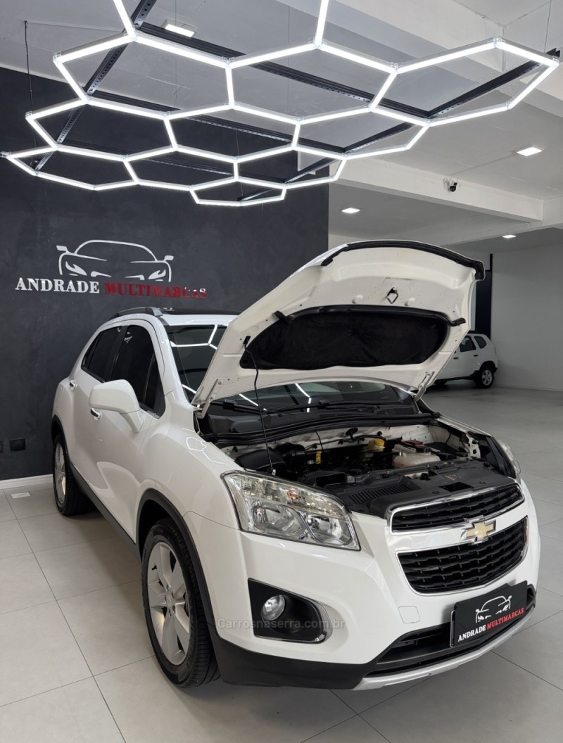 TRACKER 1.8 MPFI LTZ 4X2 16V FLEX 4P AUTOMÁTICO - 2014 - CAXIAS DO SUL