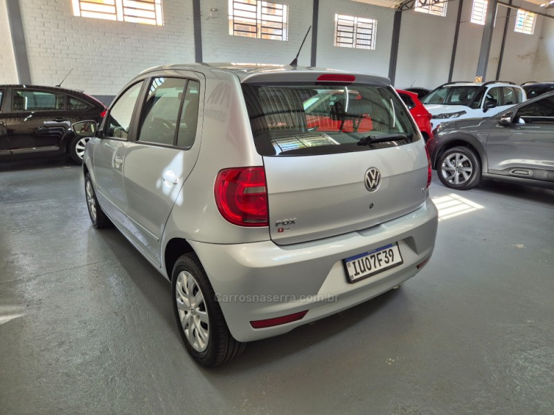 FOX 1.6 MI ITREND 8V FLEX 4P MANUAL - 2014 - GARIBALDI