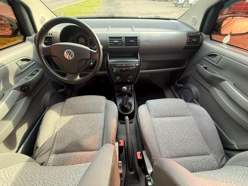 FOX 1.6 MI PLUS 8V FLEX 4P MANUAL - 2006 - FARROUPILHA