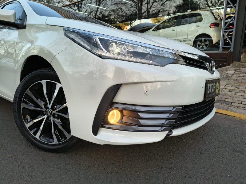 COROLLA 2.0 ALTIS 16V FLEX 4P AUTOMÁTICO - 2019 - DOIS IRMãOS