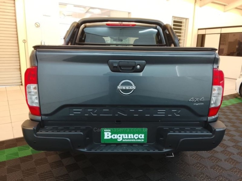 FRONTIER 2.3 ATTACK 4X4 CD BI-TURBO DIESEL 4P AUTOMÁTICO - 2025 - NOVO HAMBURGO