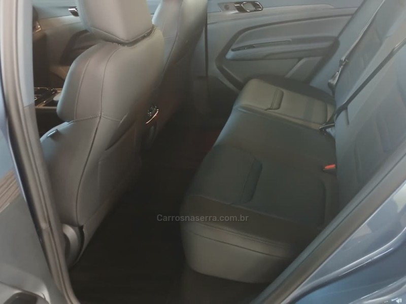 TERRITORY 1.5 GTDI ECOBOOST TITANIUM 16V GASOLINA 4P AUTOMÁTICO - 2025 - MONTENEGRO