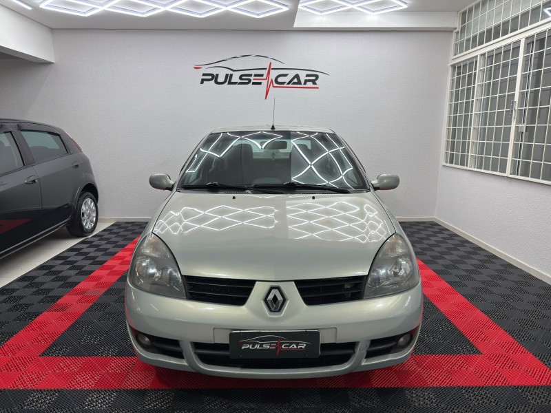 CLIO 1.6 PRIVILÉGE SEDAN 16V FLEX 4P MANUAL - 2008 - CAXIAS DO SUL