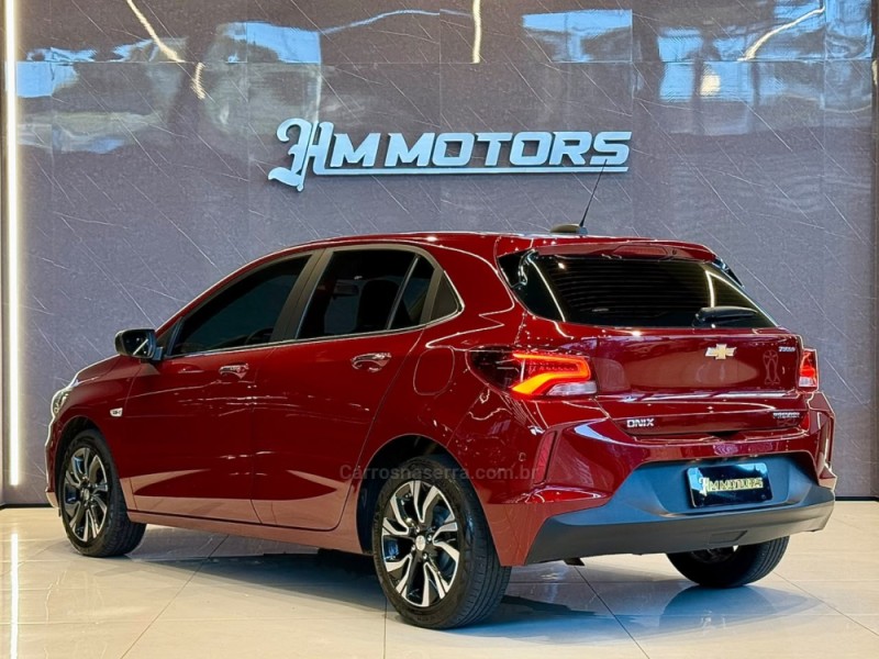 ONIX 1.0 PREMIER II 12V TURBO FLEX 4P AUTOMÁTICO - 2024 - CAXIAS DO SUL