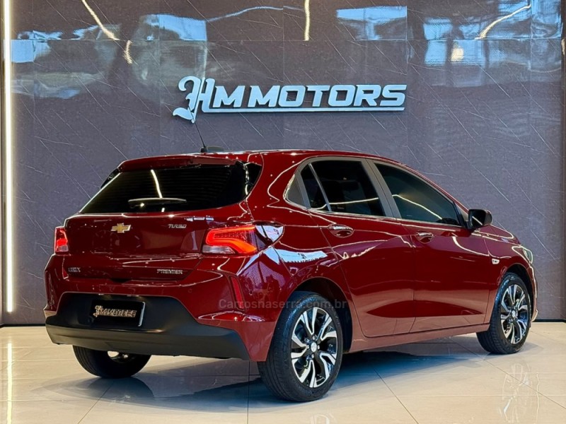 ONIX 1.0 PREMIER II 12V TURBO FLEX 4P AUTOMÁTICO - 2024 - CAXIAS DO SUL