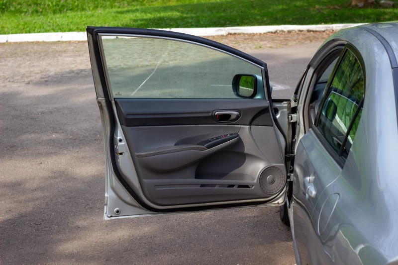 CIVIC 1.8 LXL 16V FLEX 4P MANUAL - 2011 - SãO SEBASTIãO DO CAí