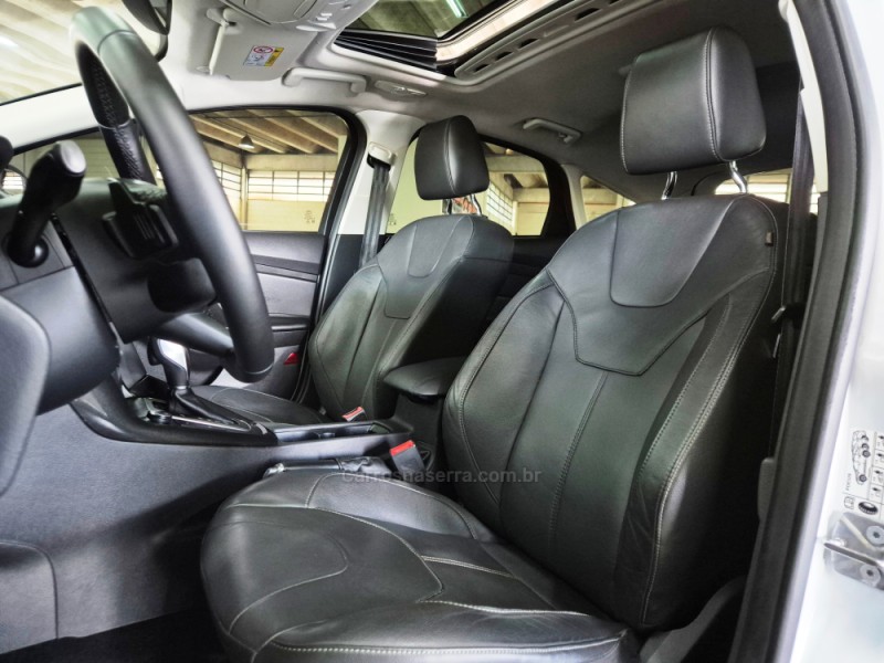 FOCUS 2.0 TITANIUM PLUS HATCH 16V FLEX 4P AUTO - 2016 - CAXIAS DO SUL