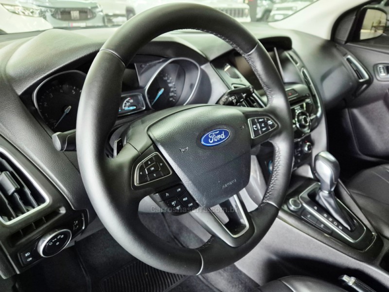 FOCUS 2.0 TITANIUM PLUS HATCH 16V FLEX 4P AUTO - 2016 - CAXIAS DO SUL