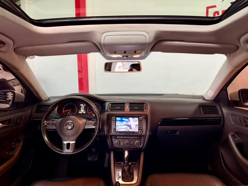 JETTA 2.0 COMFORTLINE FLEX 4P TIPTRONIC - 2013 - CAXIAS DO SUL