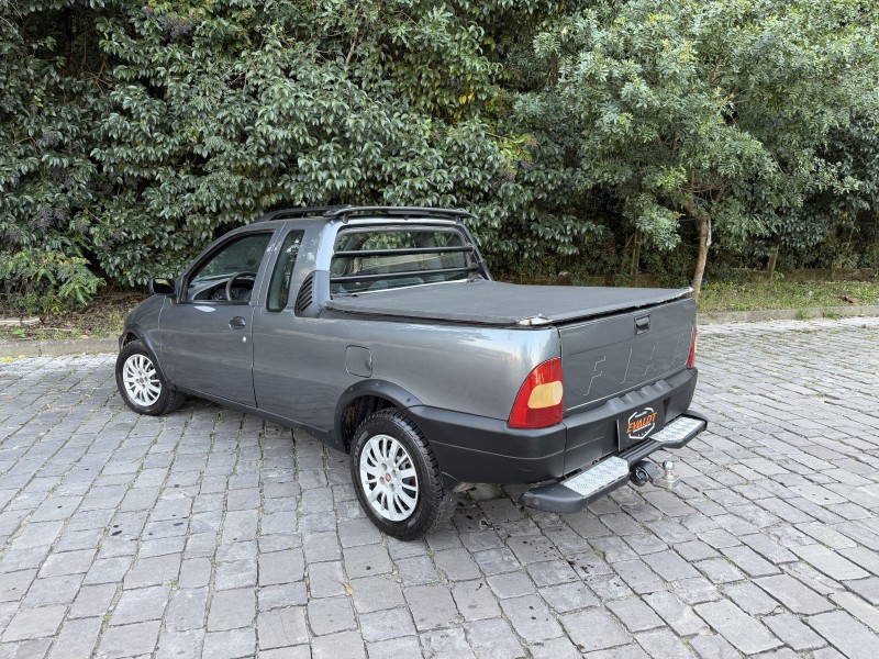STRADA 1.5 MPI WORKING CE 8V GASOLINA 2P MANUAL - 2001 - CAXIAS DO SUL