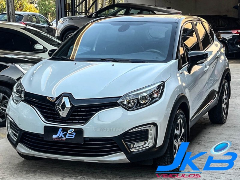 captur 1.6 16v intense bose flex 4p automatico 2021 novo hamburgo