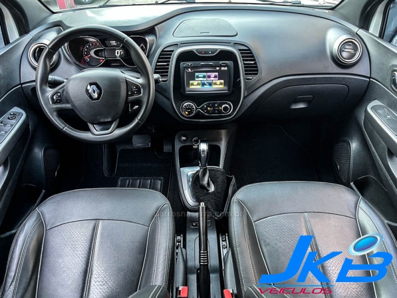 CAPTUR 1.6 16V INTENSE BOSE FLEX 4P AUTOMÁTICO - 2021 - NOVO HAMBURGO