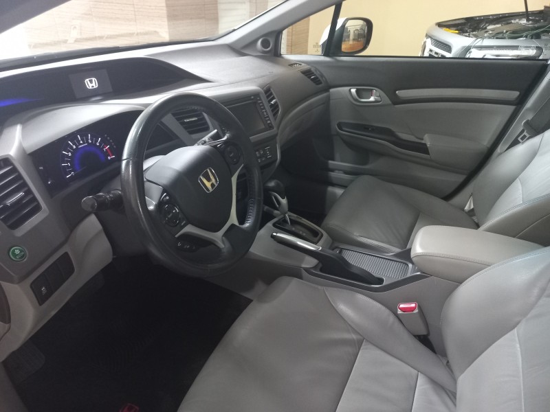 CIVIC 1.8 EXS 16V GASOLINA 4P AUTOMÁTICO - 2013 - BENTO GONçALVES
