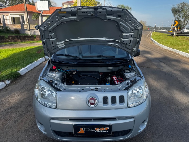 UNO 1.0 EVO VIVACE 8V FLEX 4P MANUAL - 2012 - DOIS IRMãOS