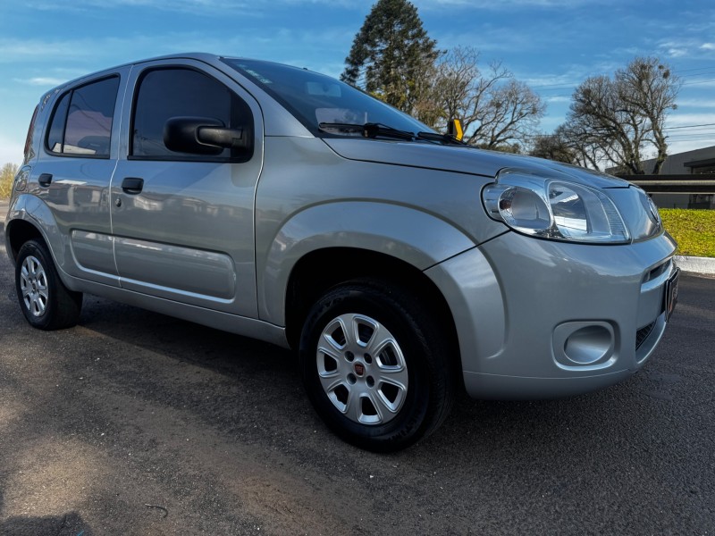 UNO 1.0 EVO VIVACE 8V FLEX 4P MANUAL - 2012 - DOIS IRMãOS