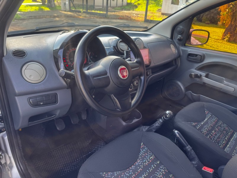 UNO 1.0 EVO VIVACE 8V FLEX 4P MANUAL - 2012 - DOIS IRMãOS