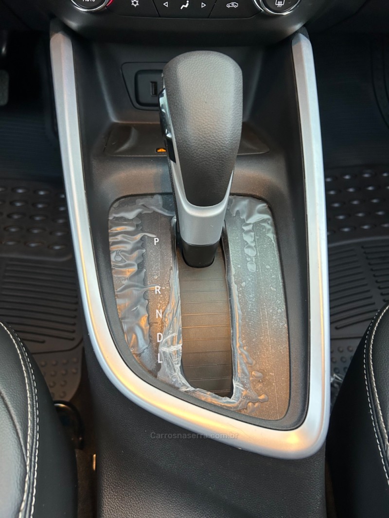 ONIX 1.0	PREMIER PLUS 12V TURBO FLEX 4P AUTOMÁTICO - 2025 - CAXIAS DO SUL