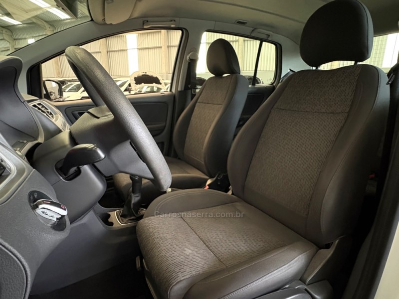 FOX 1.0 ITREND 8V FLEX 4P MANUAL - 2014 - BENTO GONçALVES